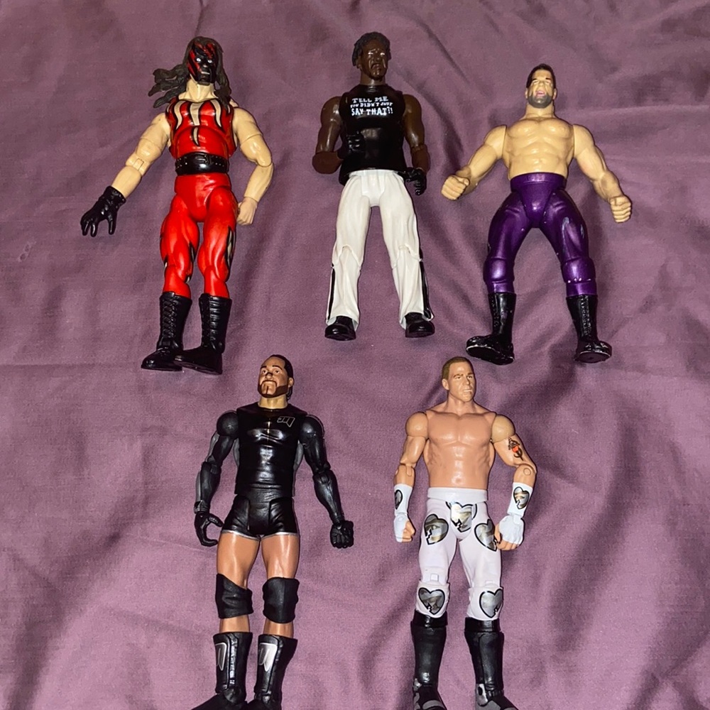 Set of 5 2000- 2002 and 2010. WWE Jakks Pacific wrestler action figures.